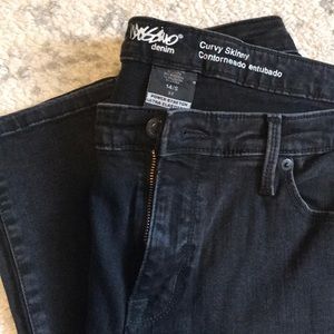 Black 14S curvy skinny jeans